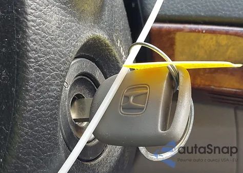 2011 Honda Accord 2.4 Ex-L z USA, uszkodzony, nr VIN 1HGCP2F89BA112201